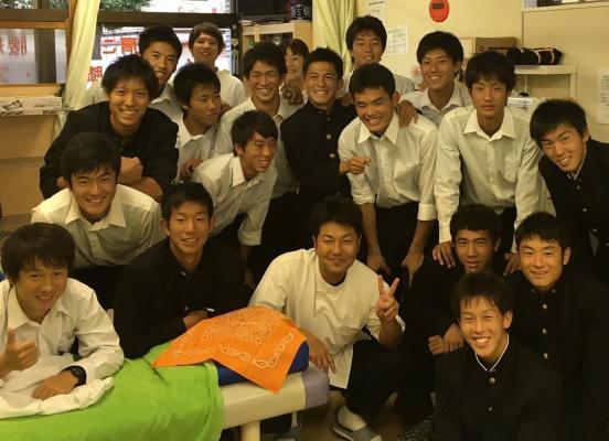当院は15年以上に渡り千葉県立八千代高校のサッカー部の専属トレーナーとしても活動しています！