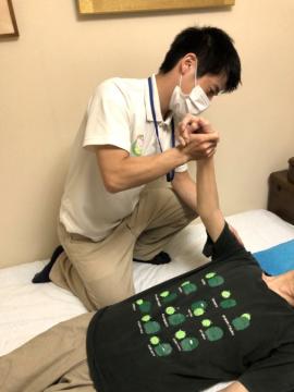 「関わるすべてを笑顔に」をモットーに東京・川崎・横浜エリアの地域の皆様へ訪問マッサージを行っています。